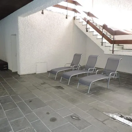 La Riva アパート *