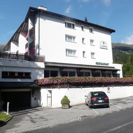 La Riva アパート